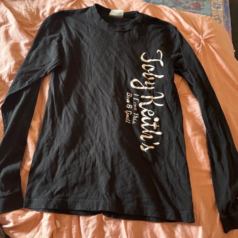 Black Long Sleeve Graphic Tee Toby Keith I love this bar & grill size small